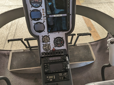 Image - HB-ZOW_cockpit.jpg